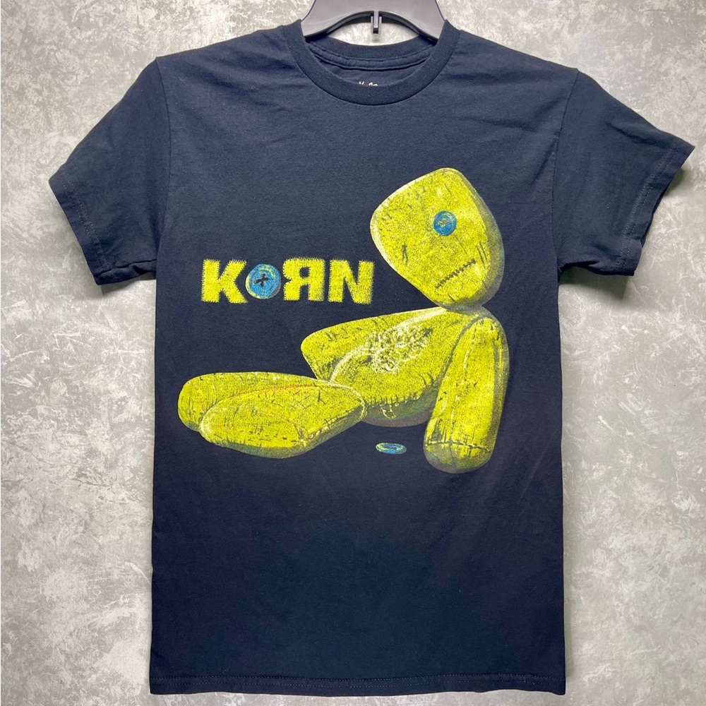 Korn Graphic Tee in Black and Yellow Unisex Size S